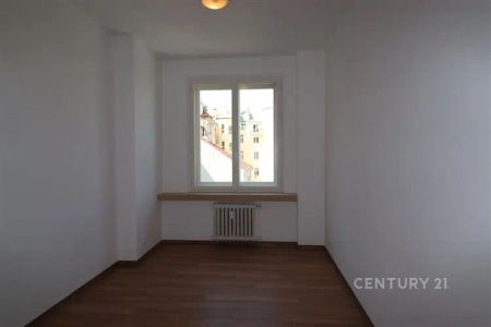 Zrekonstruovaný byt 3+kk u nám. Míru - Photo 5
