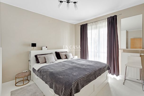 Wygodne 2 pokoje na biznesowej Woli! - Photo 1