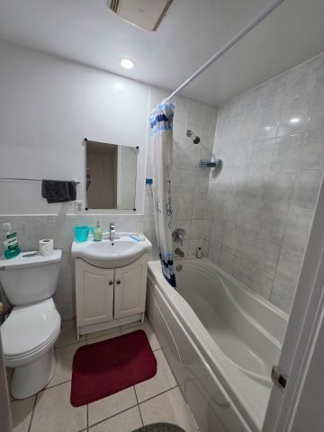 For Lease - 63 Wiggens Court, Toronto, Ontario - Photo 3