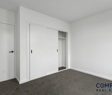 Brand New 3-Bedroom Townhouse! - Photo 2