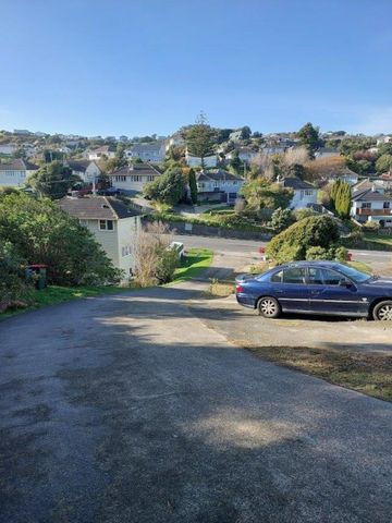 Studio Unit in Titahi Bay- part of group of 8. - Photo 5