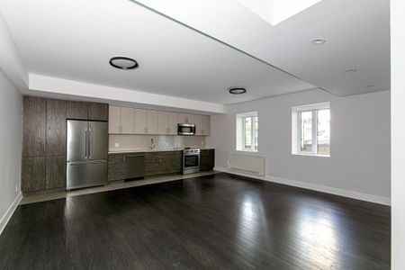 Appartement à louer - Montréal (Côte-des-Neiges/Notre-Dame-de-Grâce) (Côte-des-Neiges) Appartement à louer - Montréal (Côte-des-Neiges/Notre-Dame-de-Grâce) (Côte-des-Neiges) - Photo 4