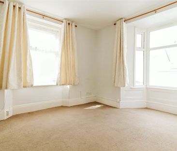 Regent Street, - Photo 6