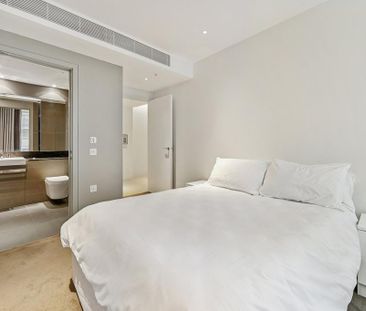 3 bedroom flat to rent - Photo 3