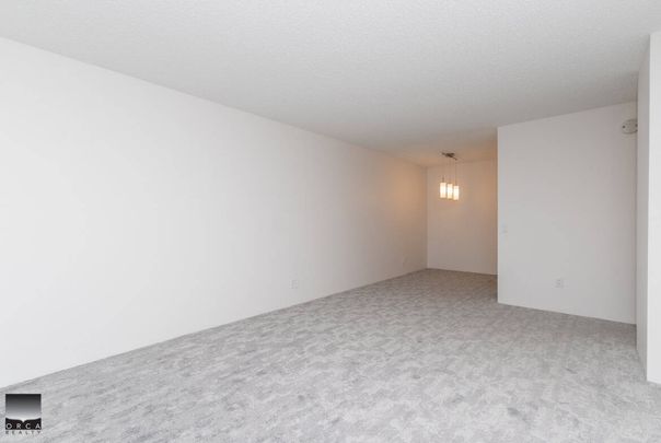 305-2016 Fullerton Avenue, North Vancouver - Photo 1