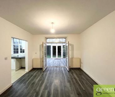 3 bedroom semi-detached house to rent - Photo 1