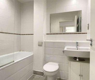 Centrillion Point, Masons Avenue, Croydon, Surrey, CR0 - Photo 6