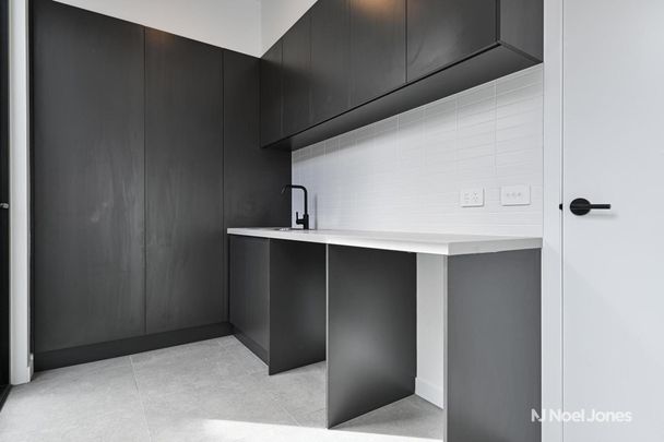 1/15 Glen Cairn Avenue, RINGWOOD - Photo 1