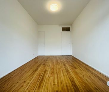 Appartement te huur: Juliana van Stolberglaan 196 2595 CM Den Haag - Photo 2