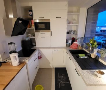 Appartement met twee slaapkamers en autostaanplaats - Photo 2