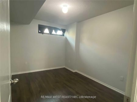 For Lease - 130 Widdicombe Hill Boulevard Unit# 421, Toronto, Ontario - Photo 2