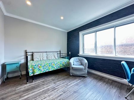 2104 Prud'homme Ave, #302 - Photo 4
