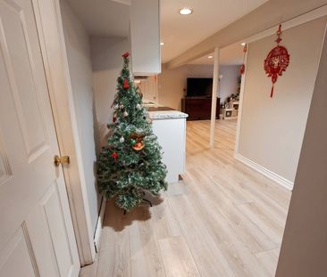 For Lease - 25 Squirewood Road, Toronto, Ontario - Photo 4