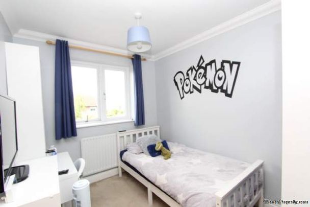 3 bedroom property to rent in Rayleigh - Photo 1