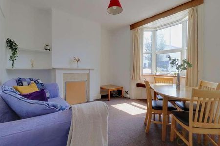 Elm Grove, Brighton, BN2 - Photo 2