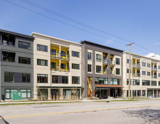 The Springs. Beautiful Affordable One Bedroom - Photo 1