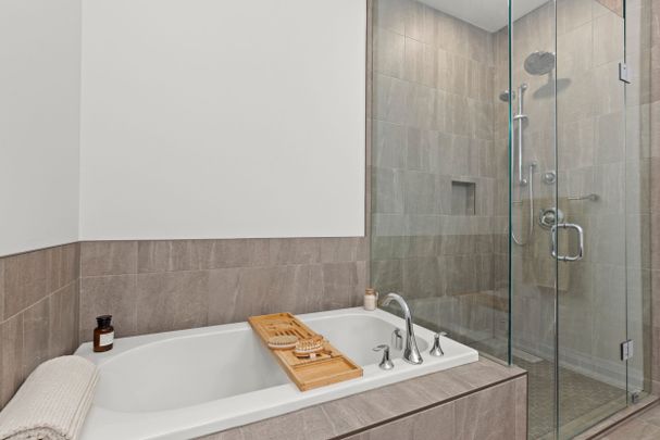 For Lease - 8974 Willoughby Drive Unit# 8, Niagara Falls, Ontario - Photo 1