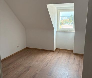 Wohnung 3 ZKB , 57 Qm , Einbauküche , renoviert, ab sofort - Photo 1