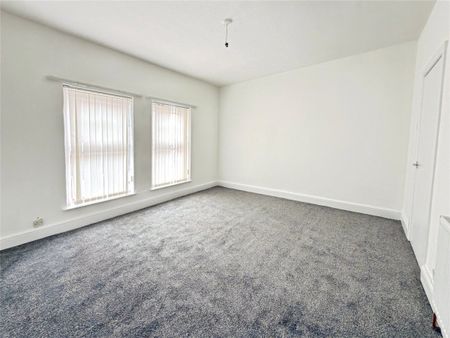 Bedford Road, Bootle, Merseyside, L20 - Photo 5