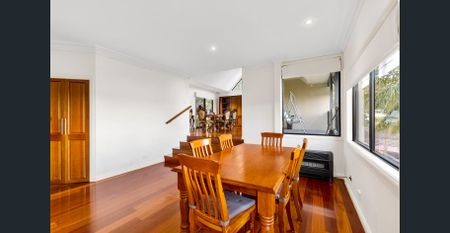 Executive Living with Coastal Views - Photo 3