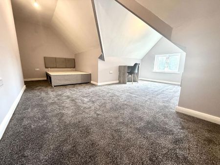 6 bedroom semi-detached house to rent - Photo 3