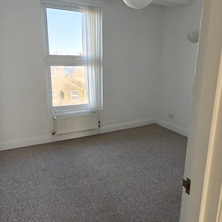 1 Bed Flat, High Road Leytonstone, E11 - Photo 1