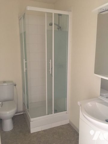 A LOUER GRAND STUDIO AU CALME - Photo 5