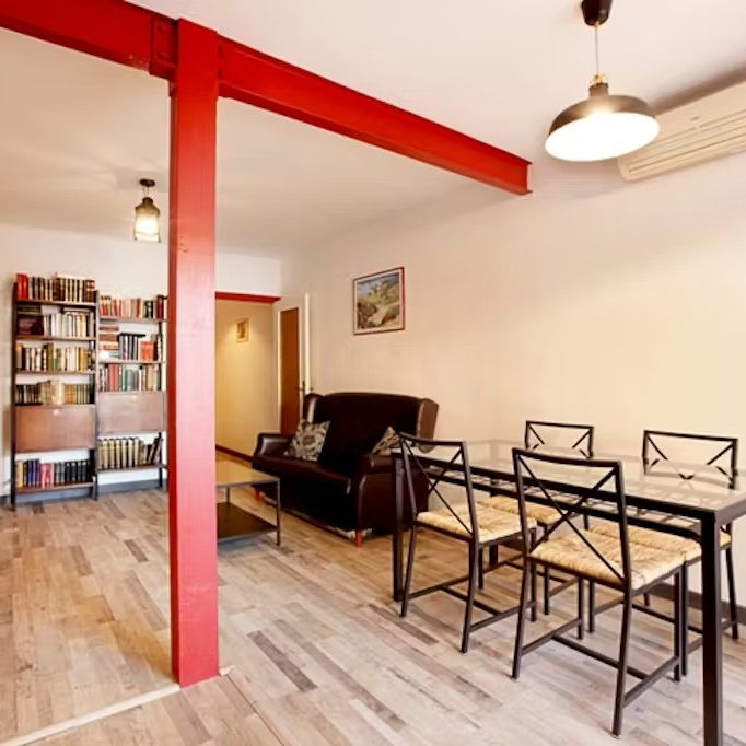 Carrer de la Constitució, Barcelona, Catalonia 08014 - Foto 1