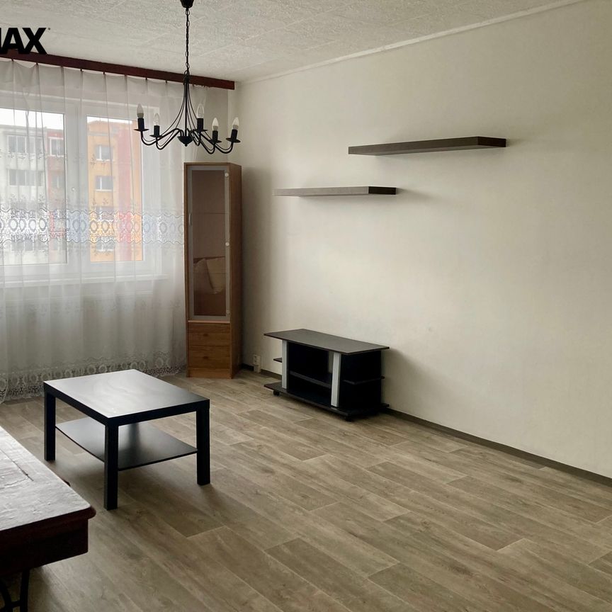 Pronájem bytu 3+1 69 m², SNP 1632, Jirkov - Photo 1