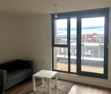 Studio to rent - Photo 2