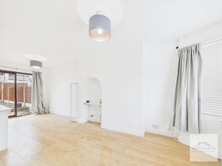 3 bedroom terraced house to rent - Photo 5