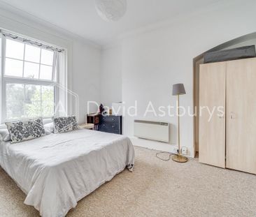 2 bedroom ground floor flat to rent - Photo 2