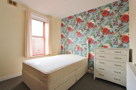 Marston Road, Crookes, Sheffield, S10 1HG - Photo 3