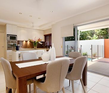 16/125 Dickward Dve, Coconut Grove - Photo 2