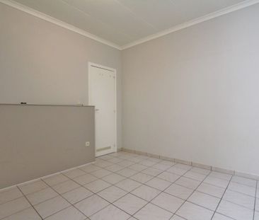 Eénslaapkamerappartement op wandelafstand van het openbaar vervoer - Foto 1