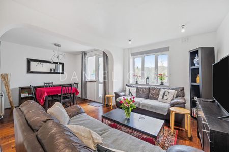 3 bedroom apartment to rent - Photo 3