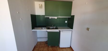 Location Appartement 1 pièce 39m² MONTPELLIER 34000 - Photo 2