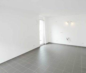 Hochwertige 2 Zimmerwohnung mit Loggia in Porta-Nigra-Nähe - Photo 2