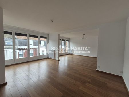 Location Appartement 4 pièces 120m² LAMBERSART 59130 - Photo 2