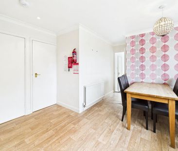 2 bedroom detached bungalow to rent - Photo 1