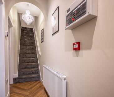1 Bedroom - Photo 5