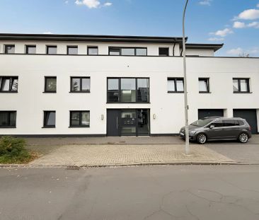 HOCHWERTIGE 3-ZIMMERWOHNUNG IN KREFELD-HÜLS ZU MIETEN! - Photo 1