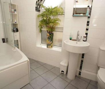 Heatley House, Lymm, WA13 - Photo 5