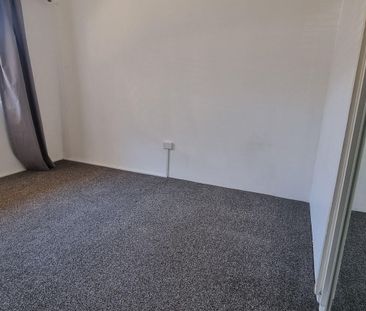 Perfectly Located! - Photo 3