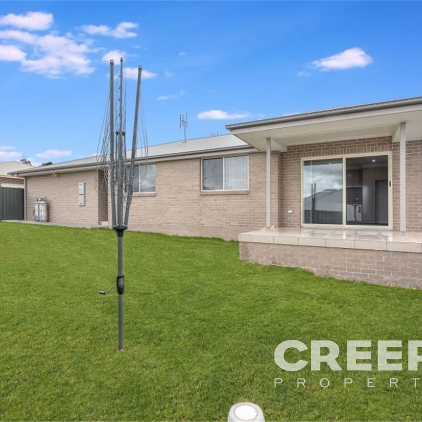 22a Birch Grove, Aberglasslyn - Photo 1