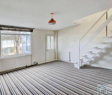 2 bedroom terraced house to rent - Photo 2