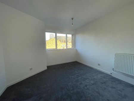 3 bedroom maisonette to rent - Photo 5