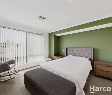 Modern Comfort, Solar Savings, Perfect Location! - Photo 3