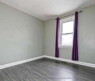 For Lease - 19 Herbert Avenue, Oshawa, Ontario - Photo 2