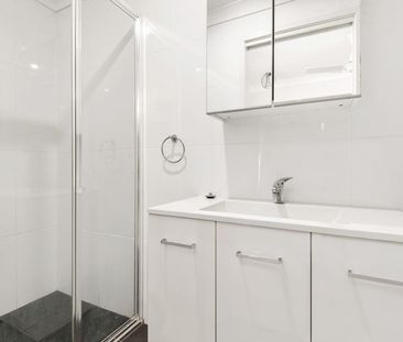 A FAMILY FAVOURITE - Photo 5